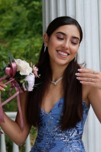 United Hearts By Lola Photography Prom Portrait