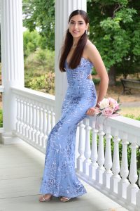 United Hearts By Lola Photography Prom Portrait