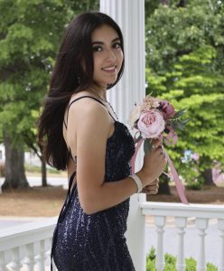 United Hearts By Lola Photography Prom Portrait